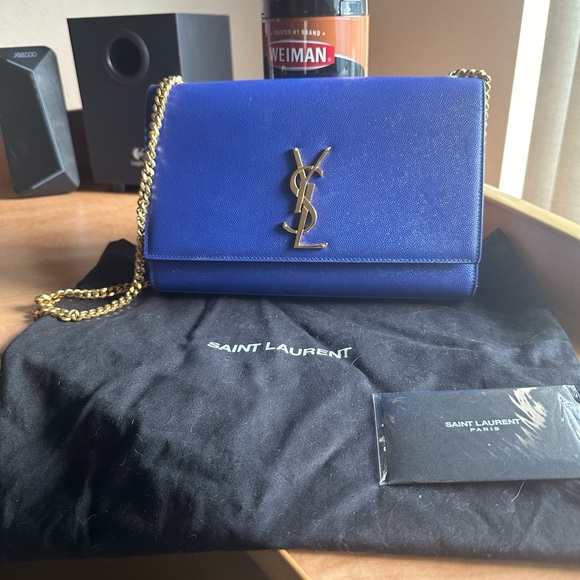 Blue Medium YSL Saint Laurent Kate Bag. In Excellent condition. - Picture 1 of 13